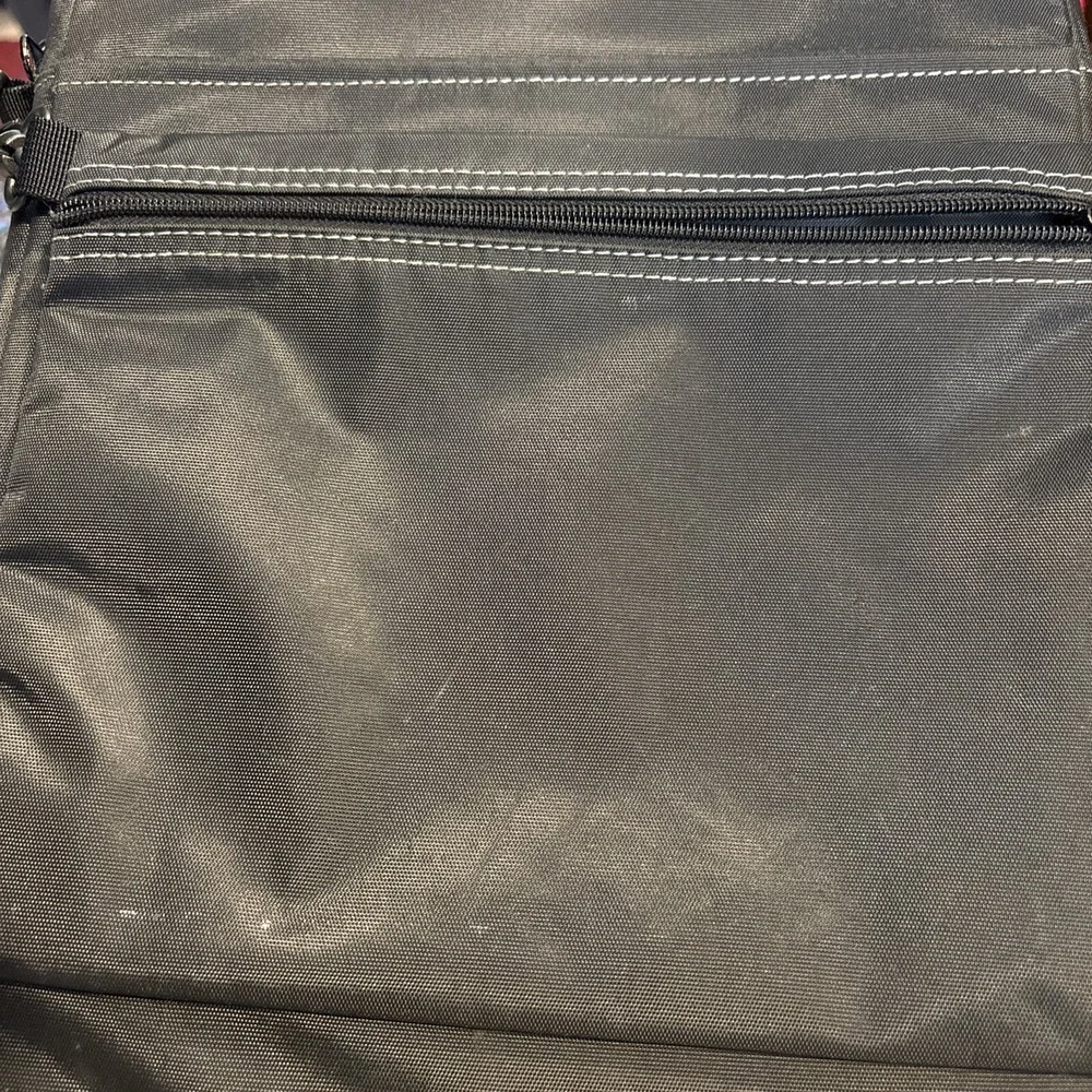 Brenthaven Laptop Bag Tablet iPad Hard Padded Travel Holder Vertical Case Black